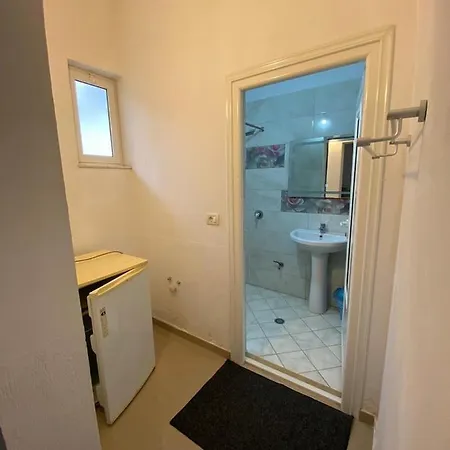 Guest House Lionel Durres Exterior photo