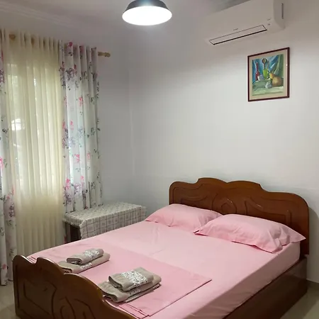 Guest House Lionel Durres Exterior photo
